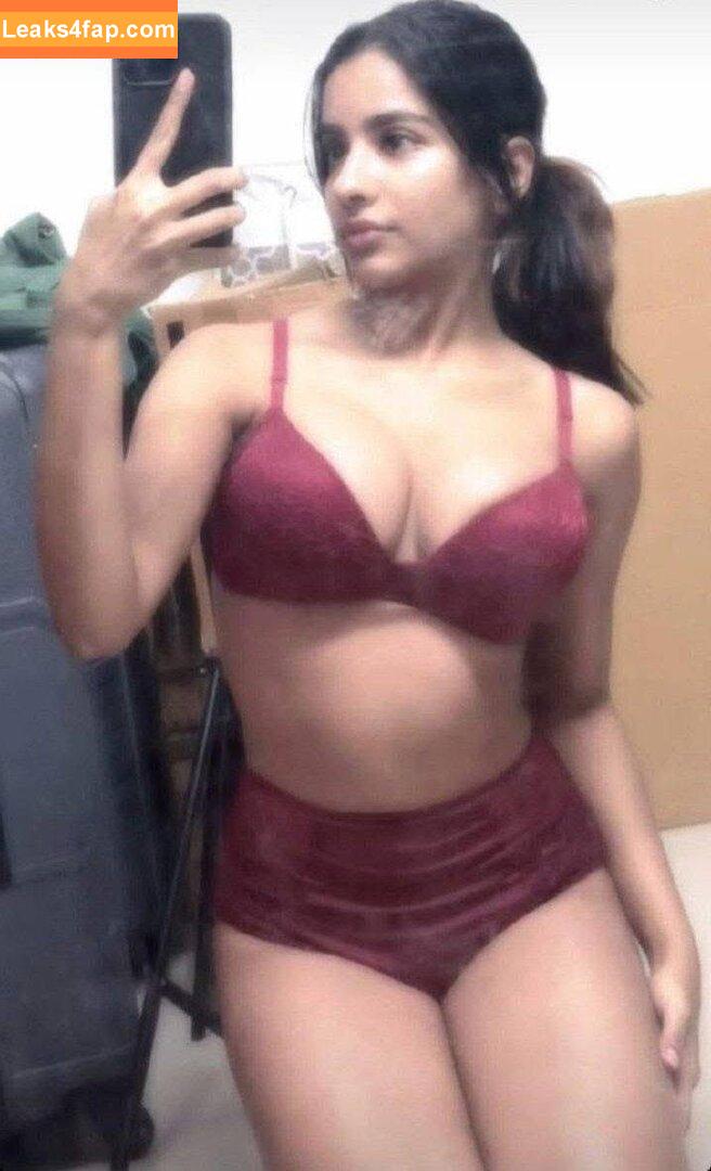 Aurora Sinclair / aurora_lights_ee / aurora_sinclair_ leaked photo photo #0229