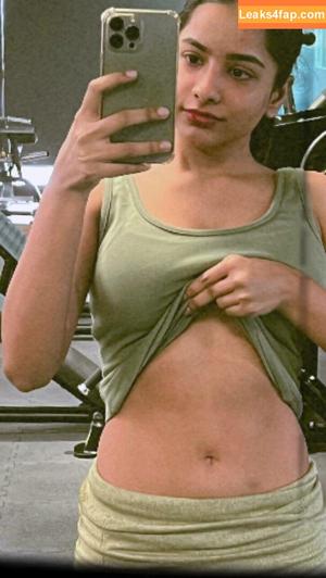 Aurora Sinclair photo #0225