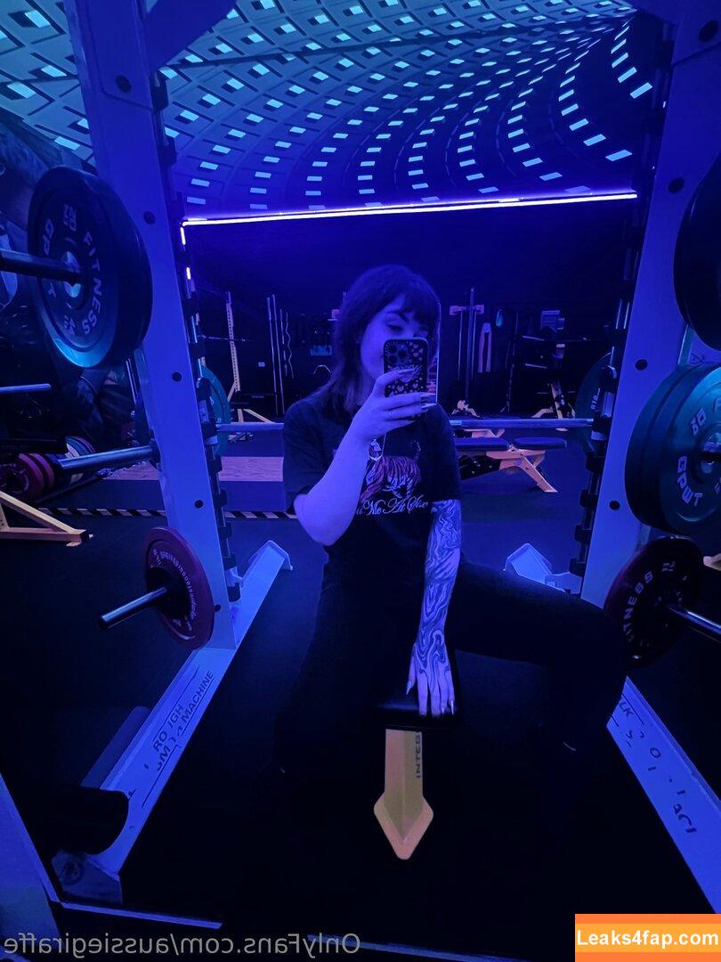aussarah1 /  leaked photo photo #0004