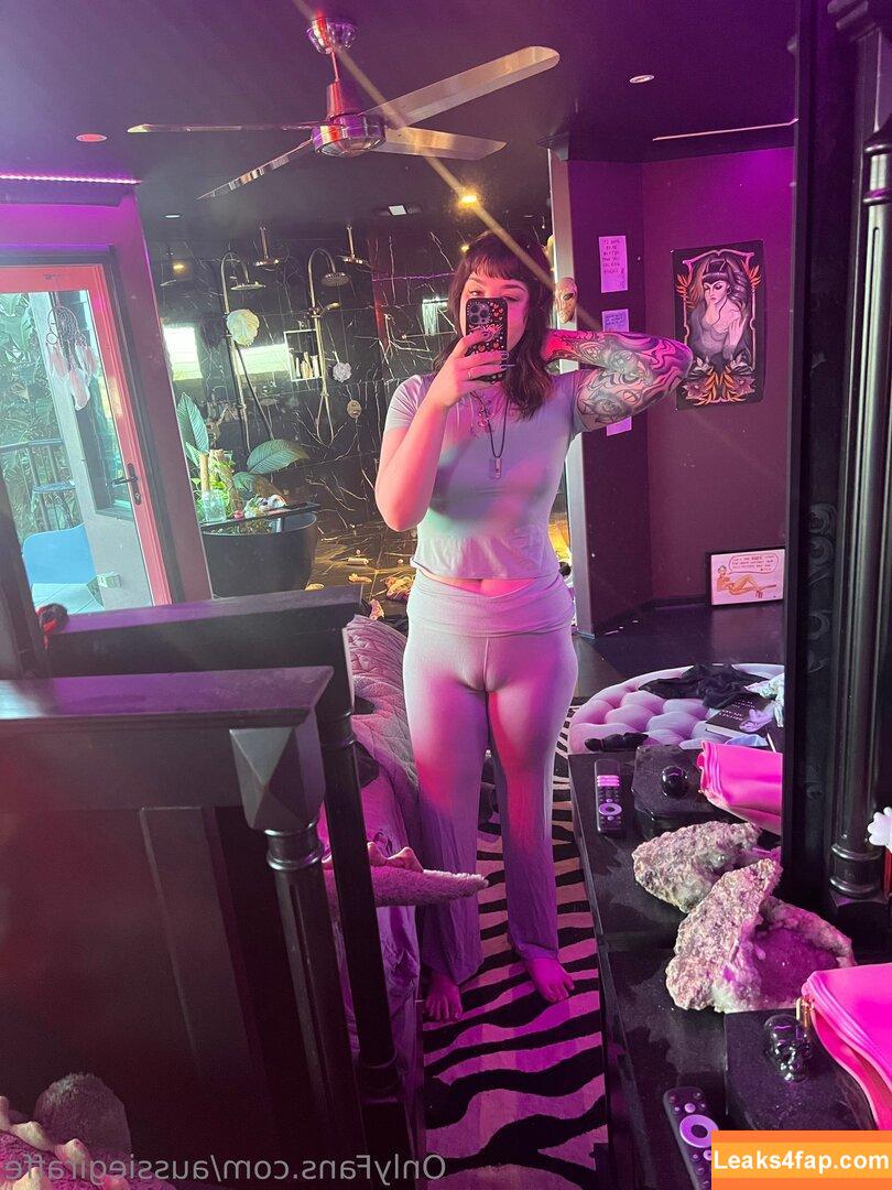 aussarah1 /  leaked photo photo #0012