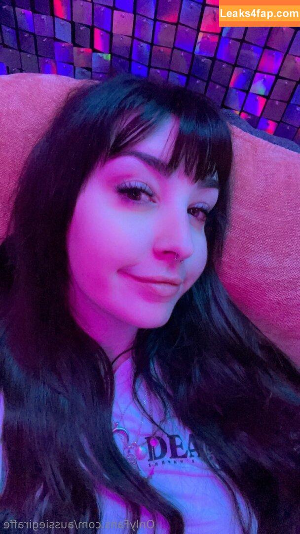 aussarah1 /  leaked photo photo #0017