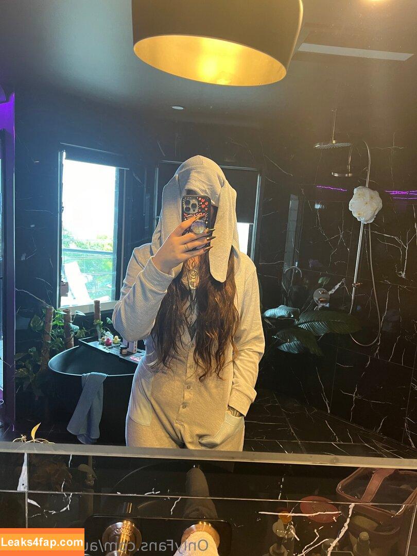 aussarah1 /  leaked photo photo #0018