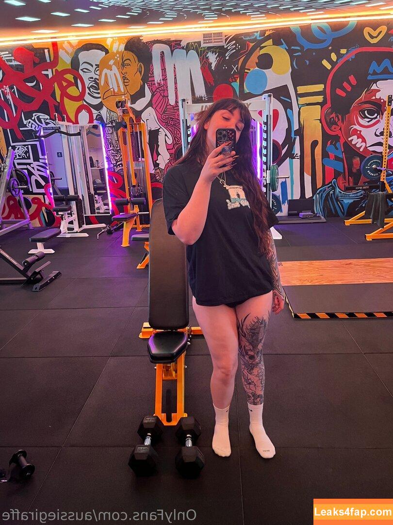 aussarah1 /  leaked photo photo #0019