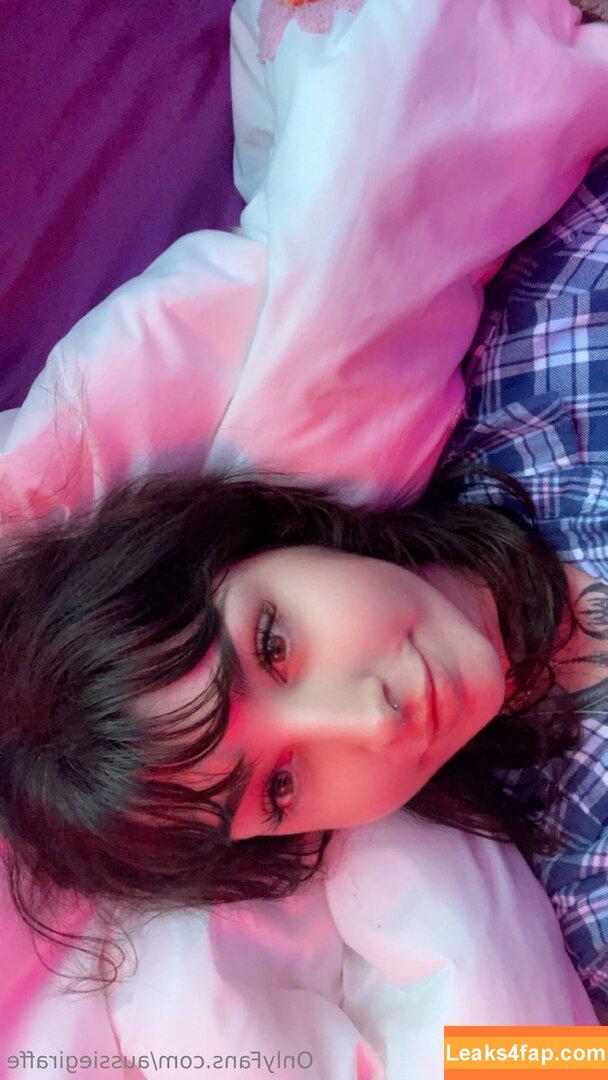 aussarah1 /  leaked photo photo #0024