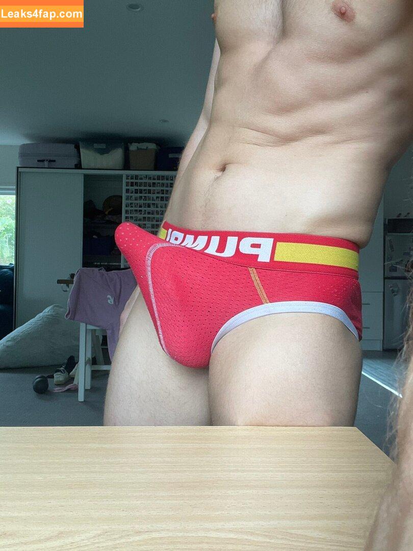 aussiemenexhibit /  leaked photo photo #0010