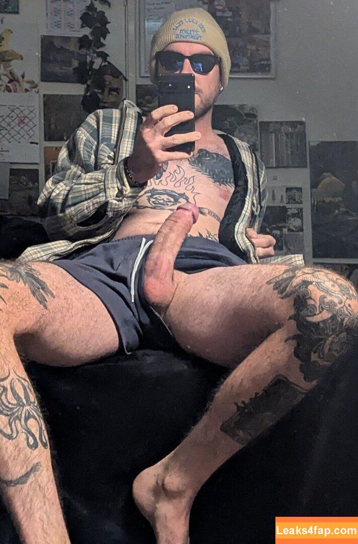 aussiemenexhibit /  leaked photo photo #0025