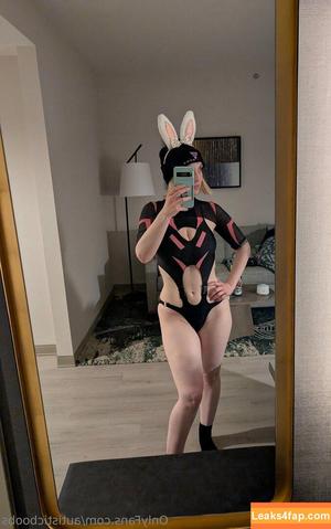 autisticboobs photo #0201