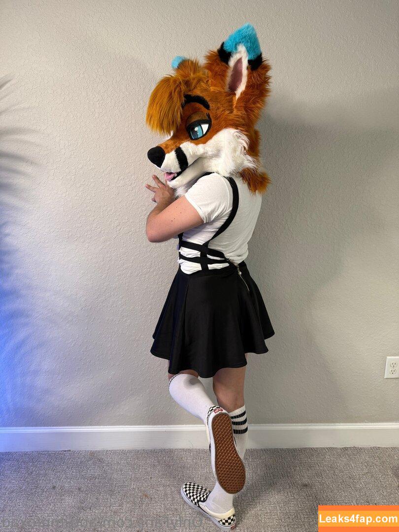 autumnfoxad /  leaked photo photo #0038