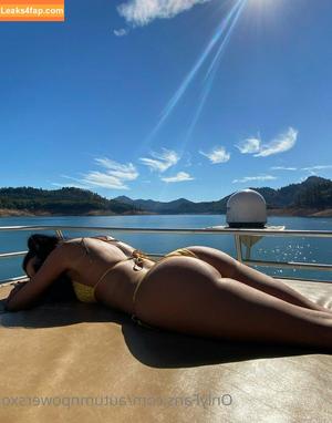 autumnpowersxo photo #0033