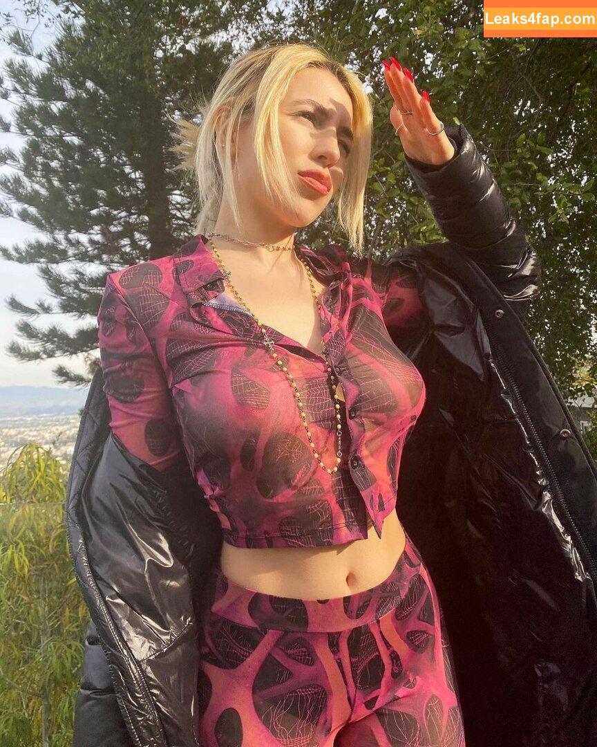 Ava Max / avamax / https: / plharleyquinn слитое фото фото #0102