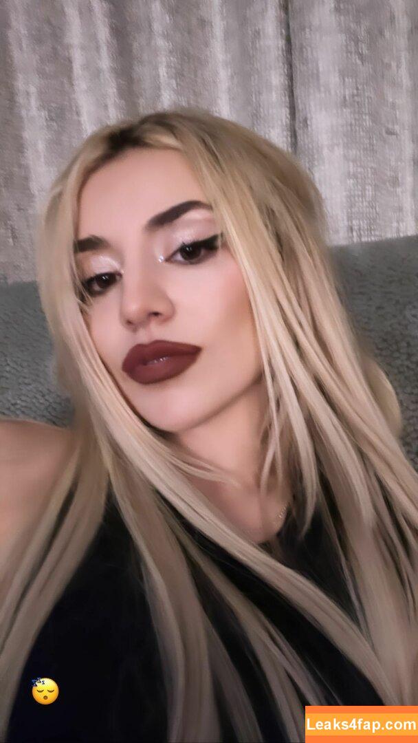 Ava Max / avamax / plharleyquinn leaked photo photo #0360