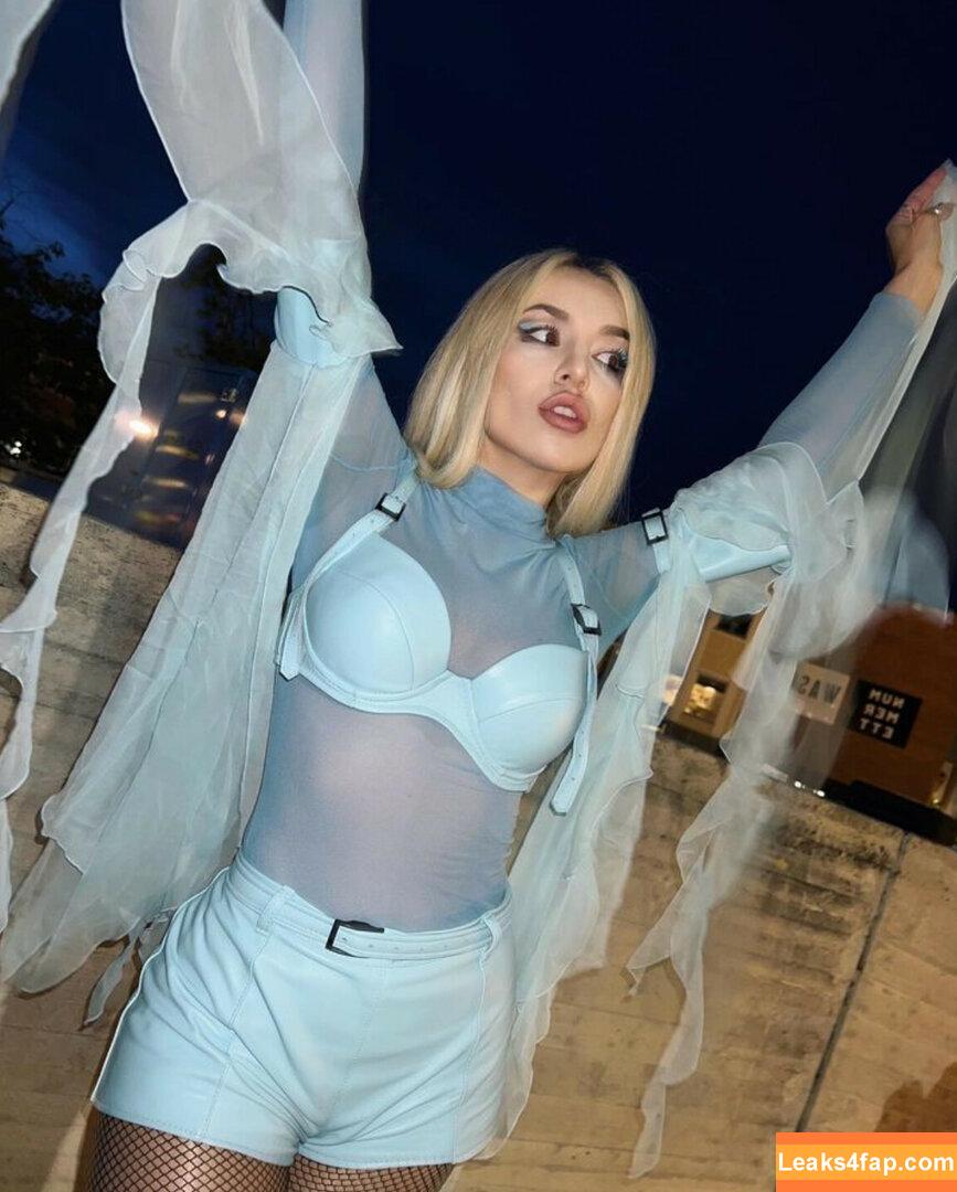 Ava Max / avamax / plharleyquinn слитое фото фото #0448