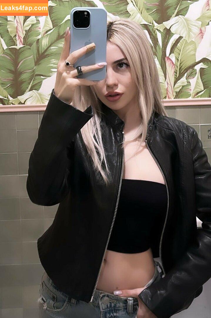 Ava Max / avamax / plharleyquinn leaked photo photo #0778