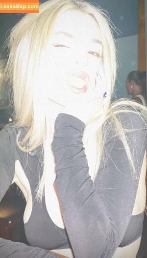 Ava Max photo #0222
