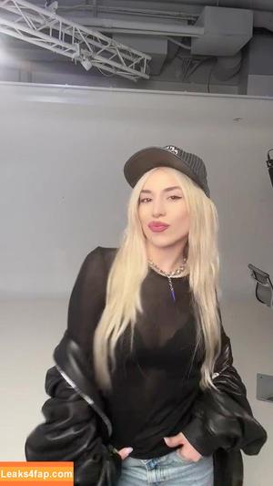 Ava Max photo #0769