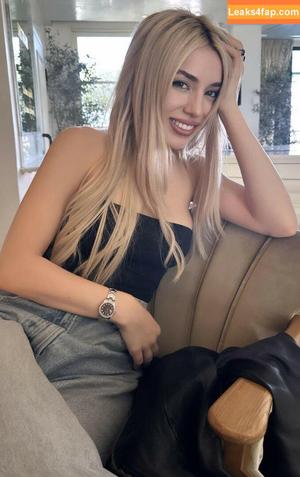 Ava Max photo #0777