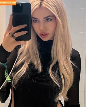 Ava Max photo #0821