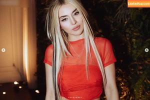 Ava Max photo #0871