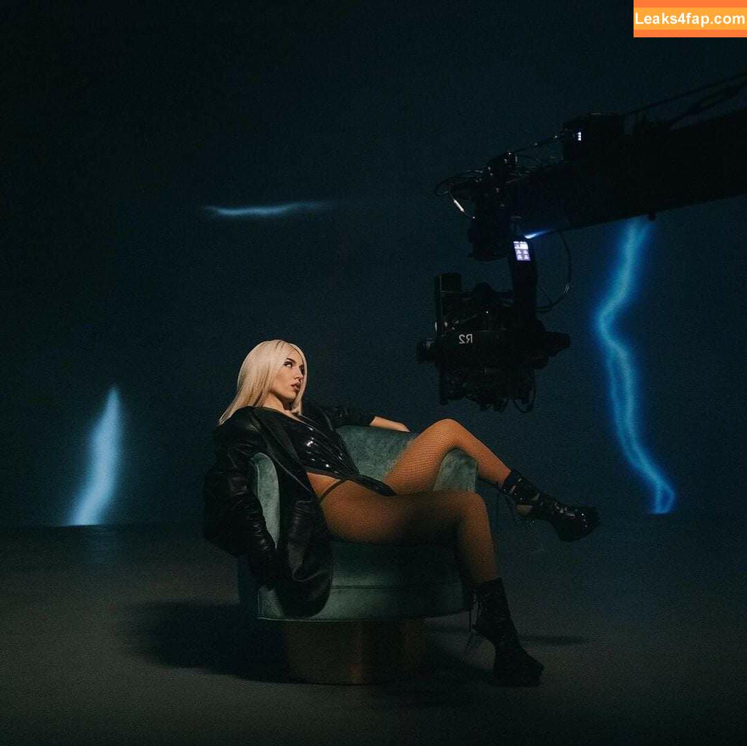 Ava Max / avamax / plharleyquinn leaked photo photo #1211