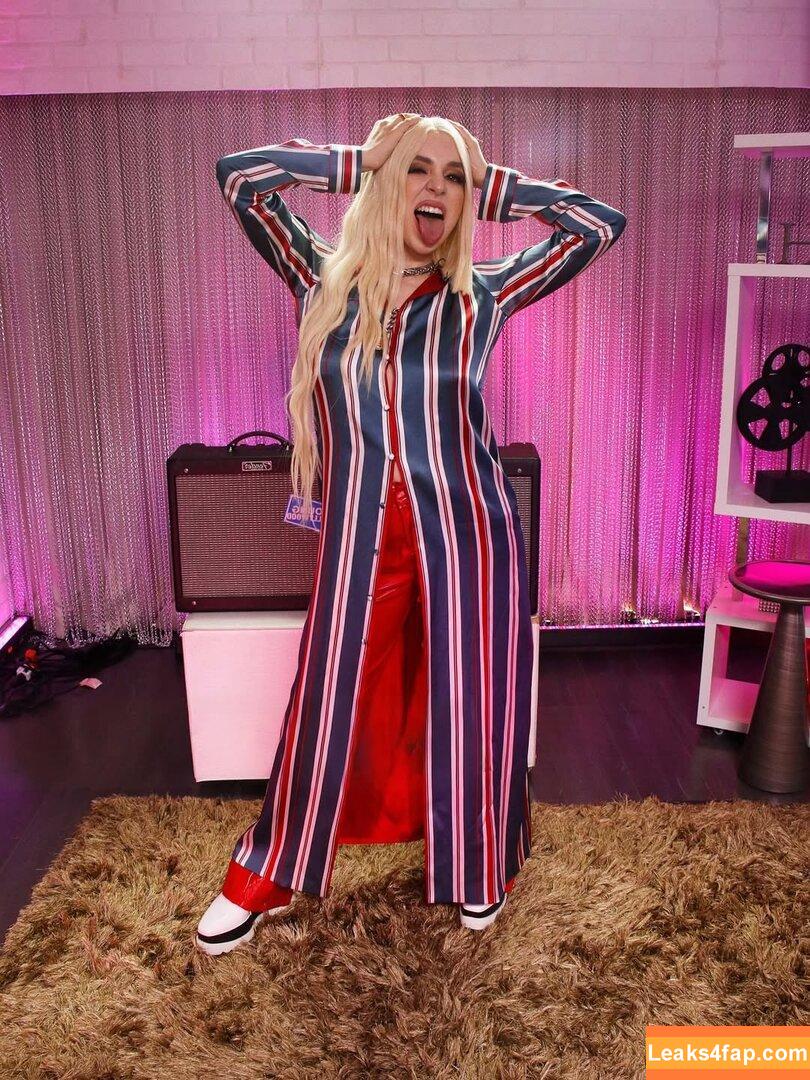 Ava Max / avamax / plharleyquinn leaked photo photo #1463