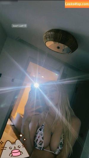 Ava Max photo #1044