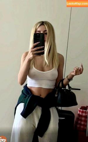 Ava Max photo #1073