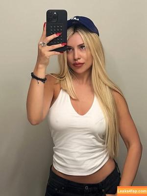 Ava Max photo #1428