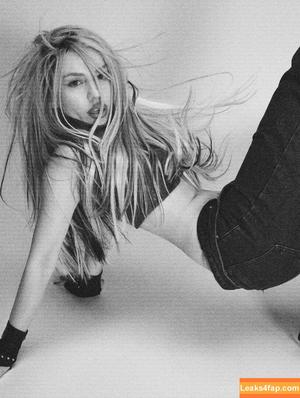 Ava Max photo #1481