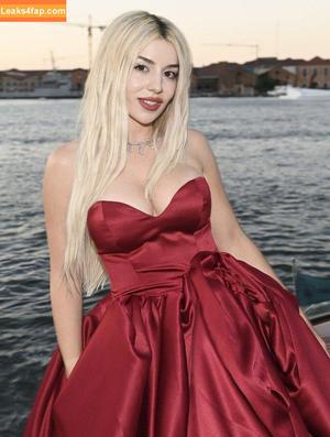 Ava Max photo #1497