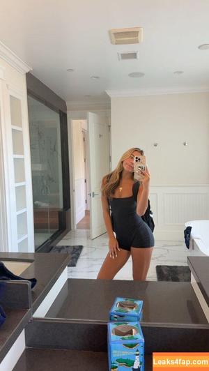 Ava Nucci photo #0078