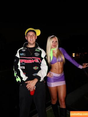 Ava Robar photo #0080