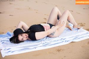 Ava Twitchling photo #0061