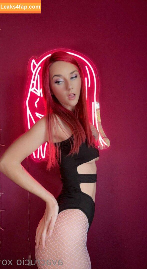 avacrucio /  leaked photo photo #0032
