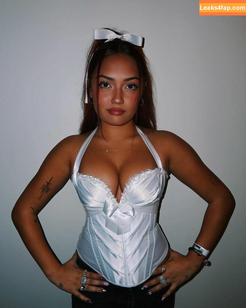 Avani Gregg / avani leaked photo photo #0187
