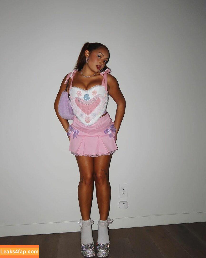 Avani Gregg / avani leaked photo photo #0238