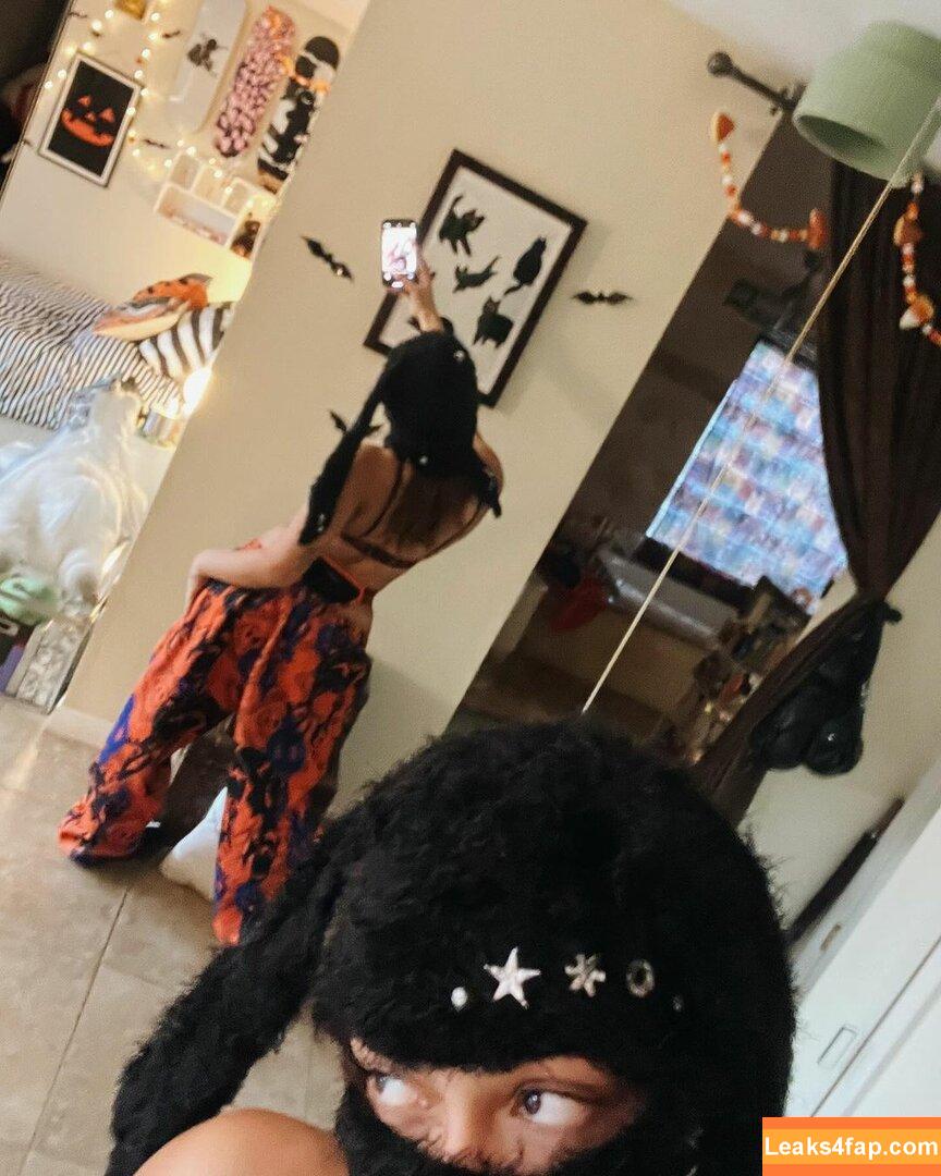 Avani Gregg / avani leaked photo photo #0245