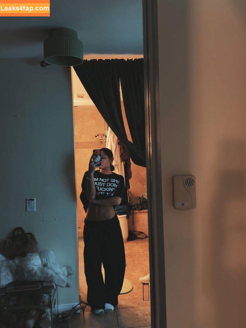 Avani Gregg / avani слитое фото фото #0553