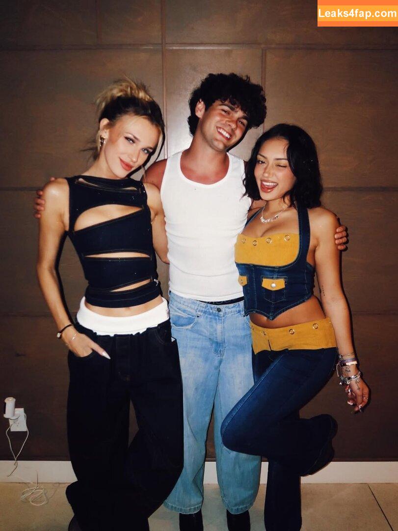 Avani Gregg / avani leaked photo photo #0572