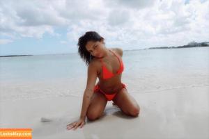 Avani Gregg photo #0002