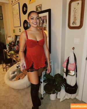 Avani Gregg photo #0056