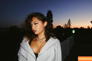 Avani Gregg photo #0097