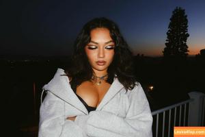 Avani Gregg photo #0102