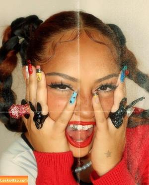 Avani Gregg photo #0131
