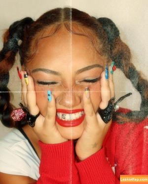 Avani Gregg photo #0133