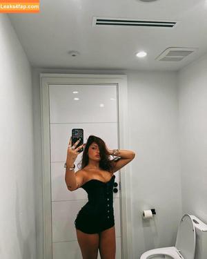Avani Gregg photo #0153