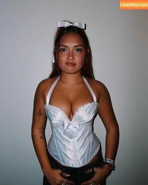 Avani Gregg photo #0186