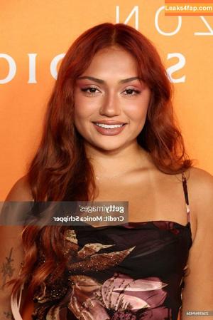 Avani Gregg photo #0209