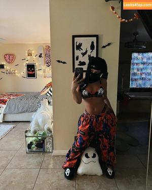 Avani Gregg photo #0247