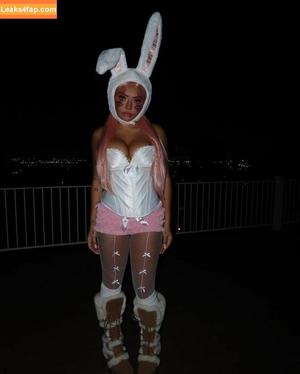 Avani Gregg photo #0314