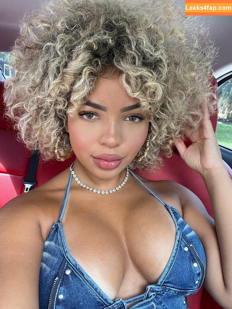 Avanti / Avazura / ari_avanti / twitch streamer leaked photo photo #0093